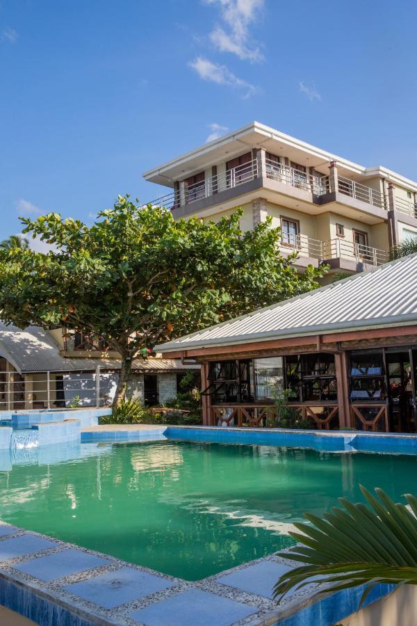 Rawis Resort Hotel And Restaurant Borongan Eksteriør billede